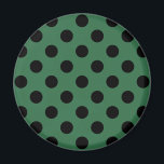 Black polka dots på kelly grönt magnet<br><div class="desc">Black polka dots på kelly grönt</div>