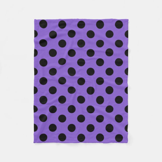 Black polka dots på lavender fleecefilt (Framsidan)
