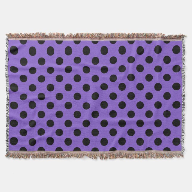 Black polka dots på lavender mysfilt (Framsidan)