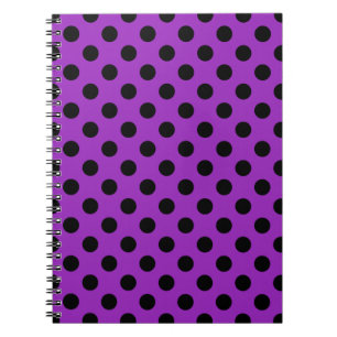 Black polka dots på lila anteckningsbok med spiral