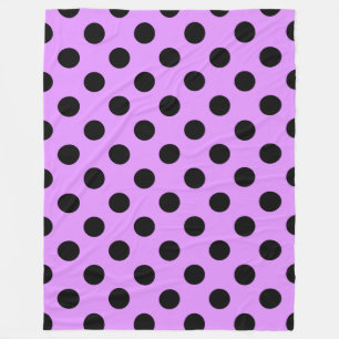 Black polka dots på lilac fleecefilt