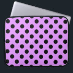 Black polka dots på lilac laptop fodral<br><div class="desc">Black polka dots på lilac</div>
