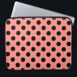 Black polka dots på persikor laptop fodral<br><div class="desc">Black polka dots på persikor</div>