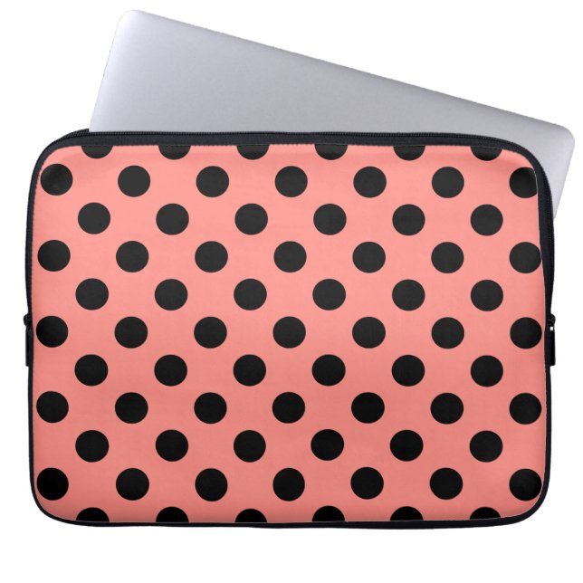 Black polka dots på persikor laptop fodral (Framsidan)