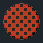 Black polka dots på röd magnet<br><div class="desc">Black polka dots på röd</div>