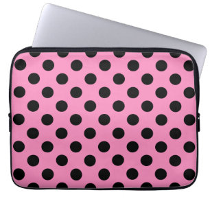 Black polka dots på rosa laptop fodral