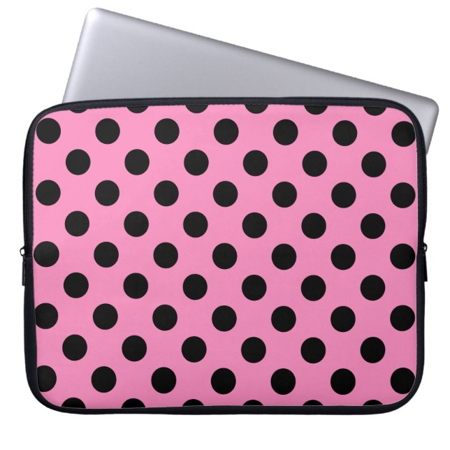 Black polka dots på rosa laptop fodral (Framsidan)
