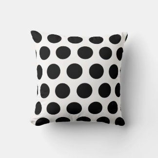 Black Polka dots Pillow Kudde