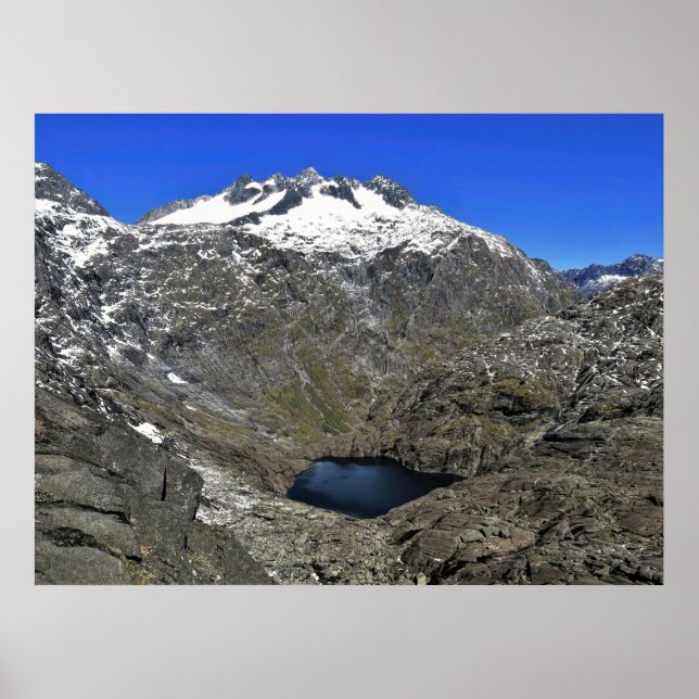 Black Pond Poster (Framsidan)