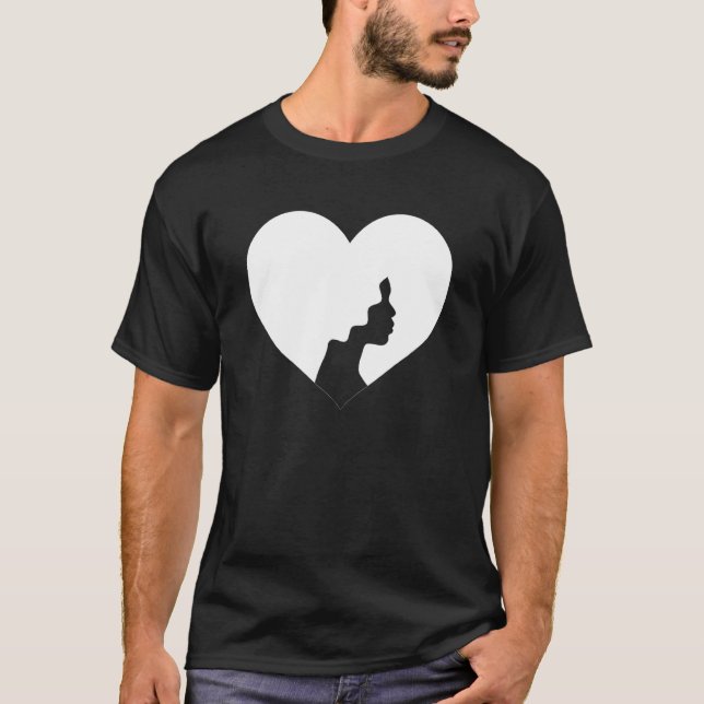 Black Queen Afro Heart Girl Magic Melanin Man Wome T Shirt (Framsida)