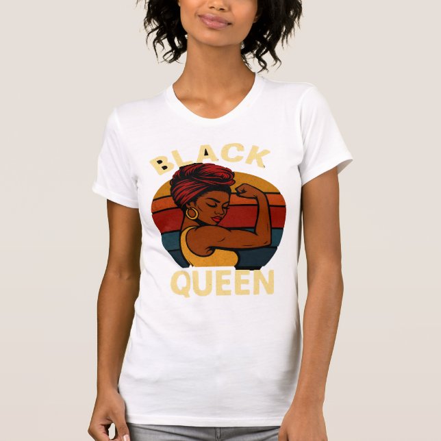 Black queen regal roots t shirt (Framsida)