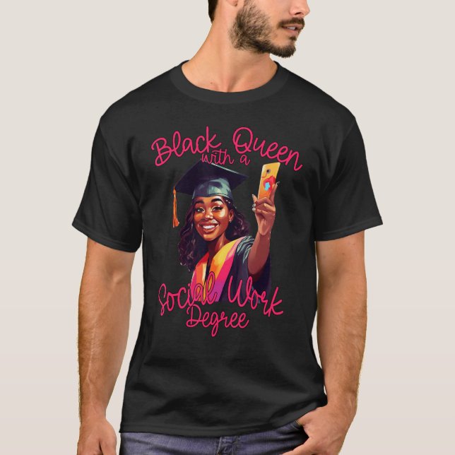 Black Queen Social Work Degree Graduation 2023 MSW T Shirt (Framsida)