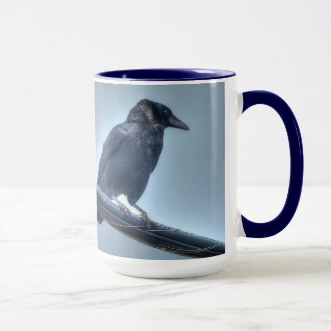 Black Raven på en Powerline Gothic, Celtic, Wiccan Mugg (Höger)