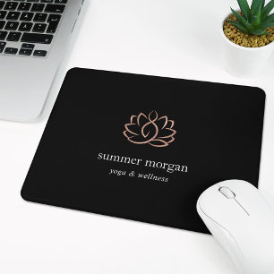 Black & Ro Guld Lotus Logotyp Musmatta