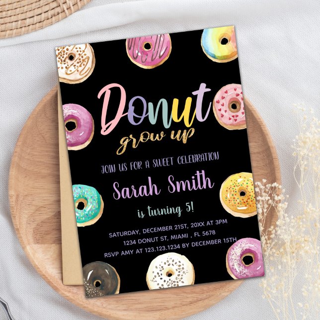 Black Rosa Donut Birthday-inbjudningar Inbjudningar (Black Pink Donut Birthday Invitations)