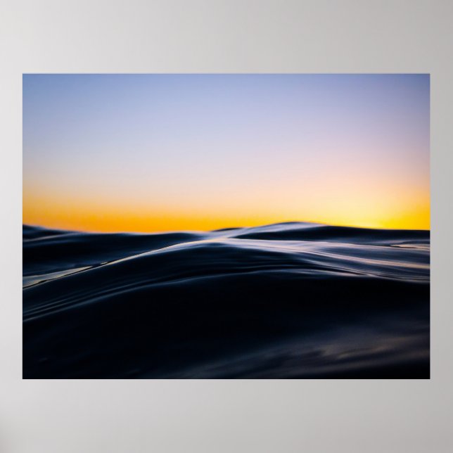 BLACK SAND UNDER ORANGE HIMLAR UNDER SUNSET POSTER (Framsidan)