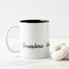 Black Script Established Grandma Två-Tonad Mugg