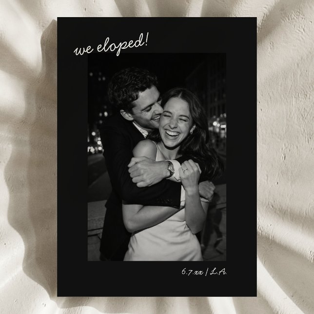 Black Script Photo We Eloped Minimalist Modern Meddelande (Skapare uppladdad)