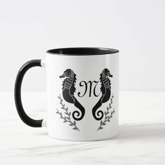 Black Seahorse Silhouette Monogram Mugg (Vänster)