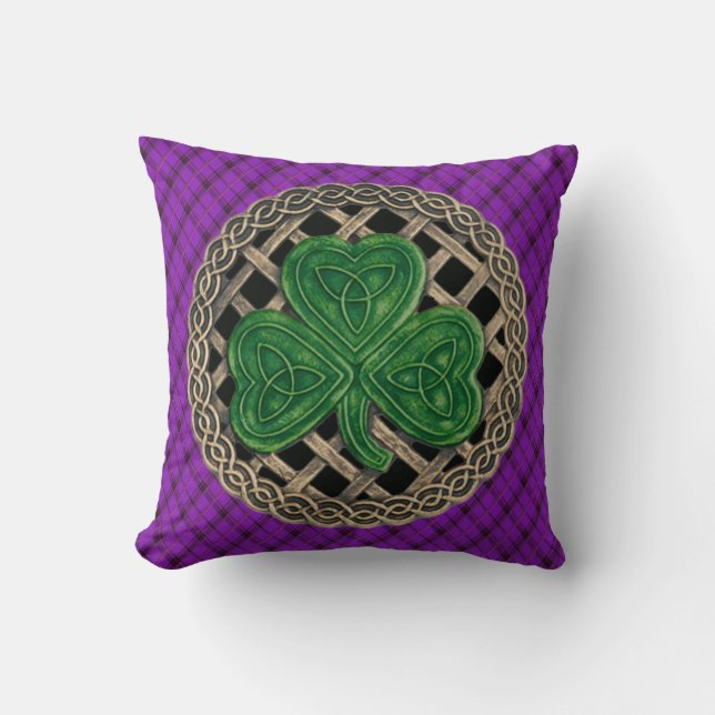 Black Shamrock Celtic Knots on Lila Play Kudde (Framsida)