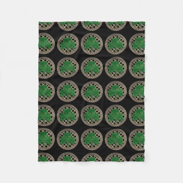 Black Shamrock på Celtic Knots Fleece Blanket (Framsidan)