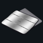 Black & Shiny Stainless Steel Rand Laptop Fodral<br><div class="desc">Elegant modernt geometriskt rostfritt stål med svart rand. Valfritt monogram.</div>