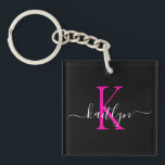 Black Shock rosa Namn Initial Monogram<br><div class="desc">Den moderna svarta nyckelkedjan med det första namn i ett trendig-skript i vitt och det första i ett modernt teckensnitt i shock rosa är perfekt för nycklar.</div>