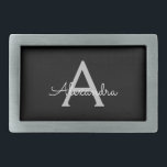Black Silver Modern Script Girly Monogram Namn<br><div class="desc">Svart och Silver Enkelt skript Monogram Namn Bälte Buckle. Detta gör perfekt studenten,  söt 16 16,  18,  21,  30,  40,  50,  60,  70,  80,  90:e,  100-årsdag,  bröllop,  möhippa,  årsdag,  babydusch eller bachelorette-gåva till någon som glam lyx och chic stilar.</div>