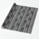 Black Skeleton med guld Halo och Vingar gotiic Presentpapper<br><div class="desc">Dessa vackra antika bakgrunder har mörk Gothic mönster med Skeleton och döskallar med gyllene halo och svart vingar mot en segerorisk bakgrund i grått vattenfärg. En söt idé för din goda jul!</div>
