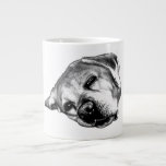 Bläck skugga av nöd jumbo mugg<br><div class="desc">Detta dramatiska svarta och vita bläck porträtt ger liv åt den själsliga blicken av en vilande hund. Varje skepp känner sig förankrad i lojalitet,  minne och den tysta styrkan i samhörigheten.</div>