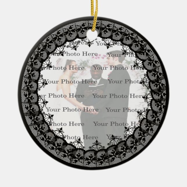 Black Snöre Round Ornament (Framsidan)