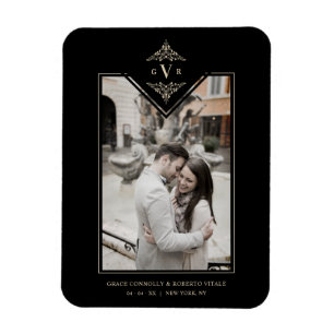 Black Sophisticate Flourish Chic Golden Initialer Magnet