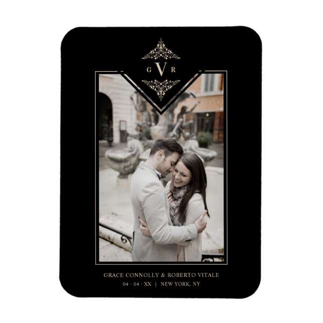 Black Sophisticate Flourish Chic Golden Initialer Magnet (Vertikal)