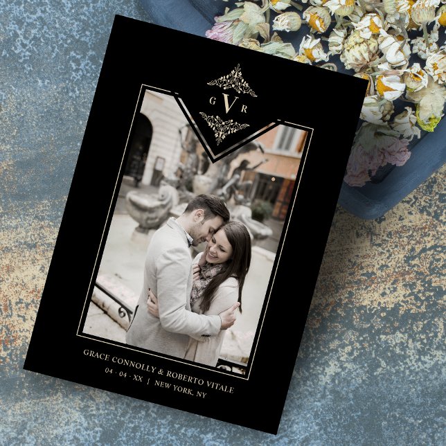 Black Sophisticate Flourish Chic Golden Initialer Spara Datumet (Skapare uppladdad)