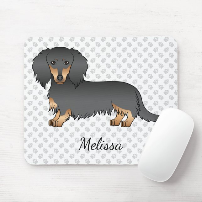 Black & Tan Long Hair Dachshund Tecknad hund & Nam Musmatta (Med mus)