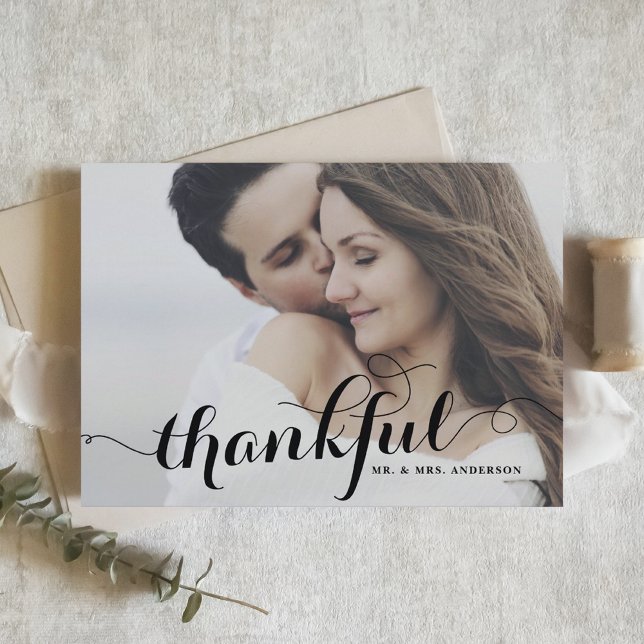 Black Thankful Modern Calligraphy Photo Bröllop Tack Kort (Skapare uppladdad)