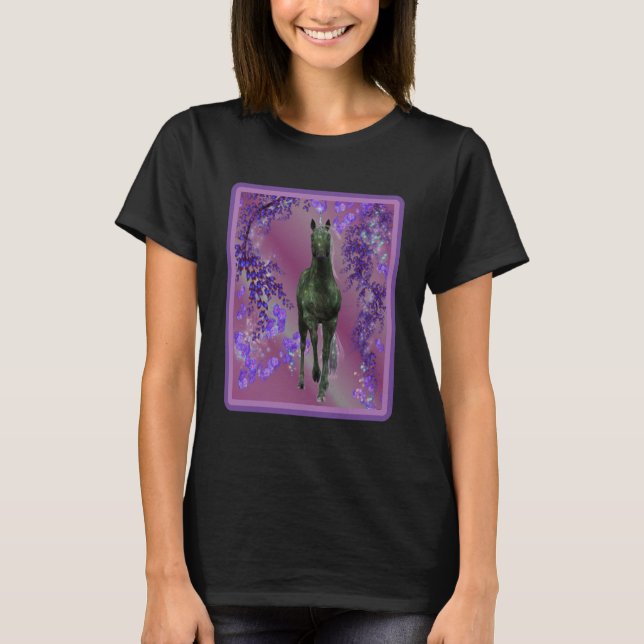 Black Unicorn Flowers Fantasy Horse Art T Shirt (Framsida)