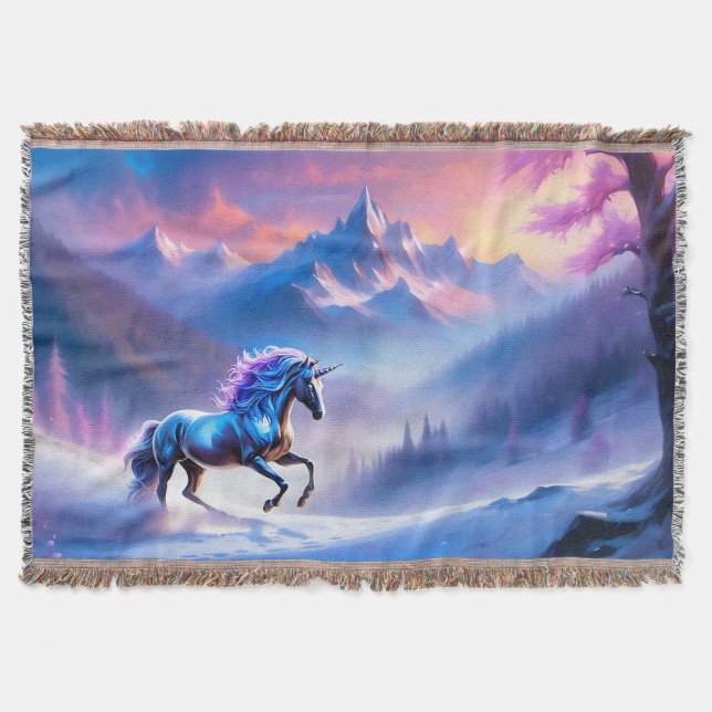 Black Unicorn i Dreamy Winter Ligcape Filt (Framsidan)