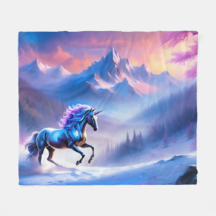 Black Unicorn i Dreamy Winter Ligcape Fleecefilt