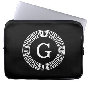 Black Whet Grekiska Nyckel Rnd Ram Initial Monogra Laptop Sleeve
