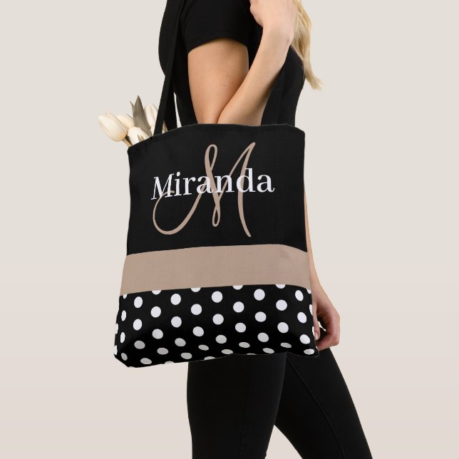 Black White Beige Monogram Script Polka dots Tygkasse (Närbild)