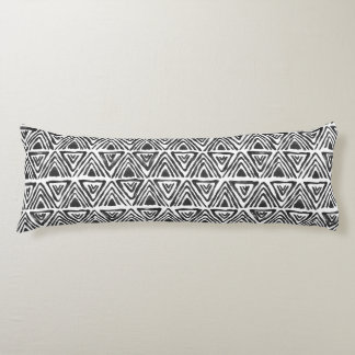 Black & White Body Pillow - Boho Ethnic Kroppskudde