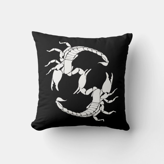 Black & White Brev S - två korpioner Kudde (Framsida)