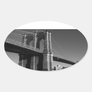 Black & White Brooklyn Bridge Ovalt Klistermärke