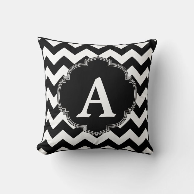 Black White Chevron Monogram Kudde (Framsida)