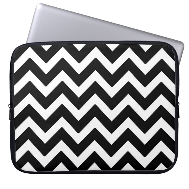 Black & White Chevron Zigzag Geometric Mönster Laptop Sleeve (Framsidan)