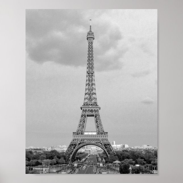 Black & White Eiffel Torn Sketch Poster (Framsidan)