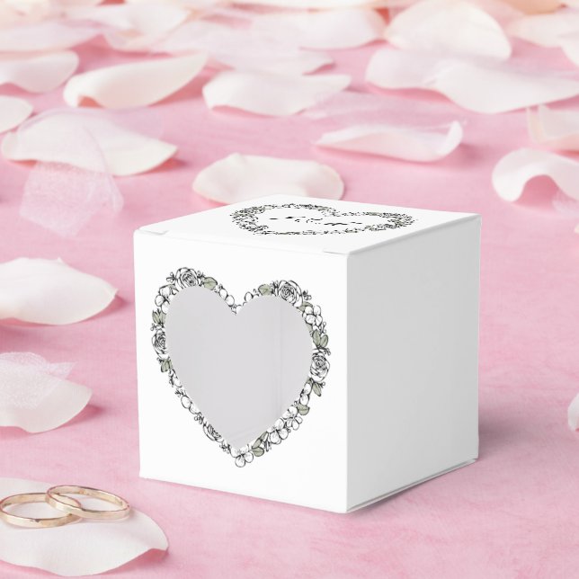 Black & White Floral Heart Wedding Favor Box Presentaskar (Bröllop)