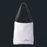 Black White Girly Script Monogram Namn Modern Axelväska<br><div class="desc">Vit- och Svartaårsdagen,  babyduschen eller en bachelorettpartiets gåva till någon som glam lyx och chic stilar.</div>