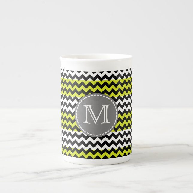 Black White Grönt Chevron Zigzag Monogram Benporslin Mugg (Framsidan)
